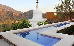 Hostal de la Luz - Spa Holistic Resort